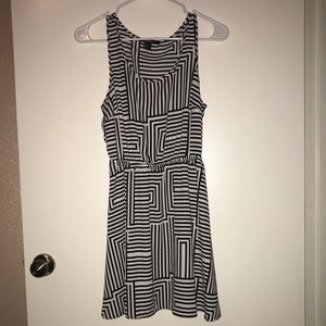Forever 21 geometric patterned dress